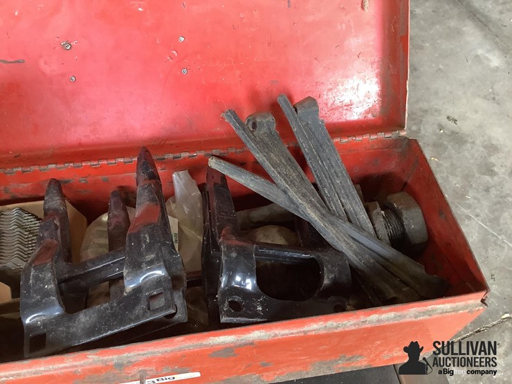 tool-box-w/-misc-parts-&-tools-image-3