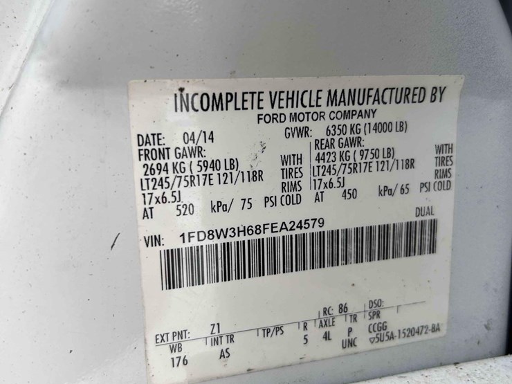 2015-ford-f350-image-22