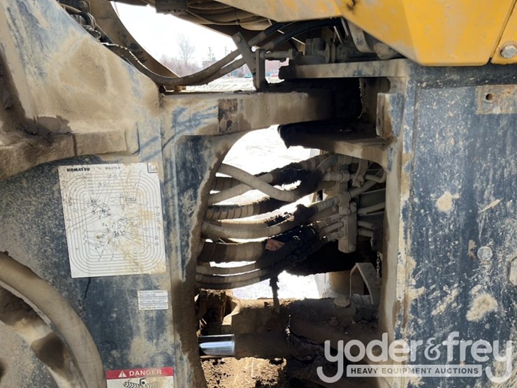 2017-komatsu-wa470-8-image-17