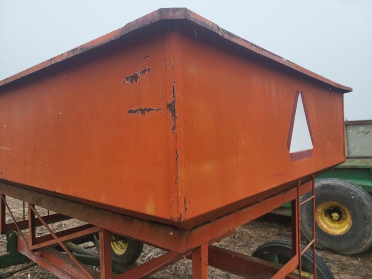 hopper-wagon-w/running-gear-image-16