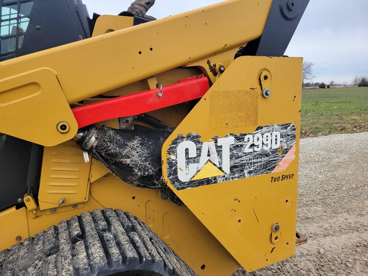 2016-caterpillar-299d-image-7