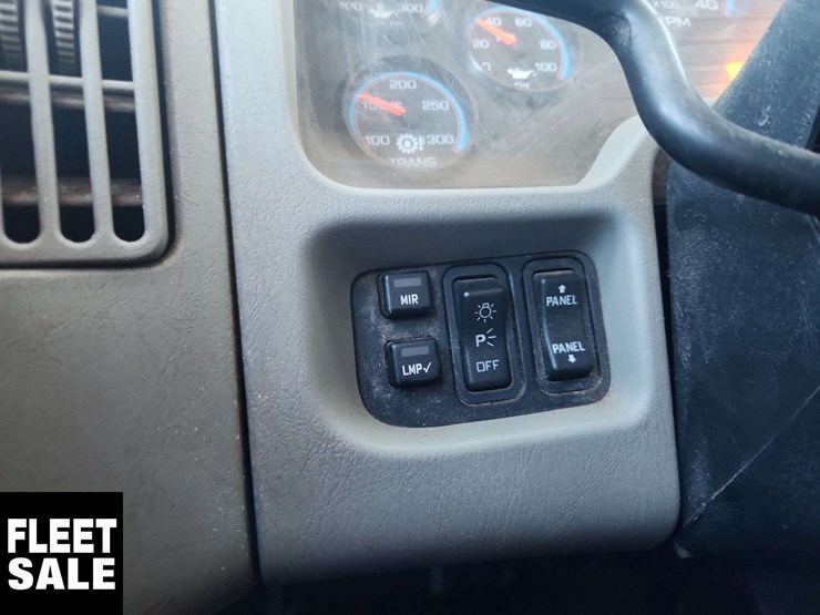 2009-international-workstar-7600-image-21