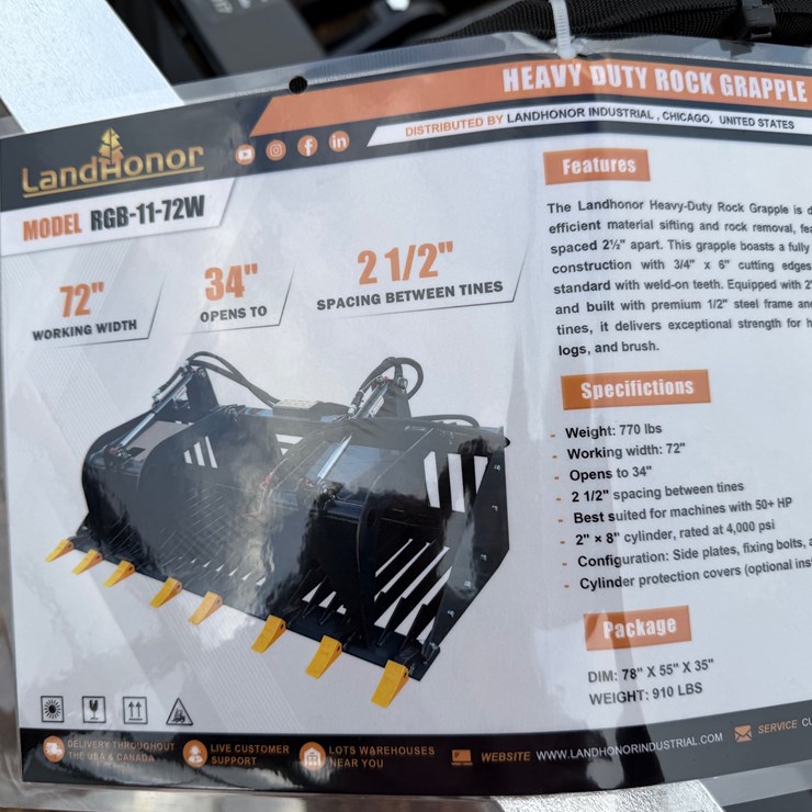 #7860 • Mini Skid Steer Pallet Forks