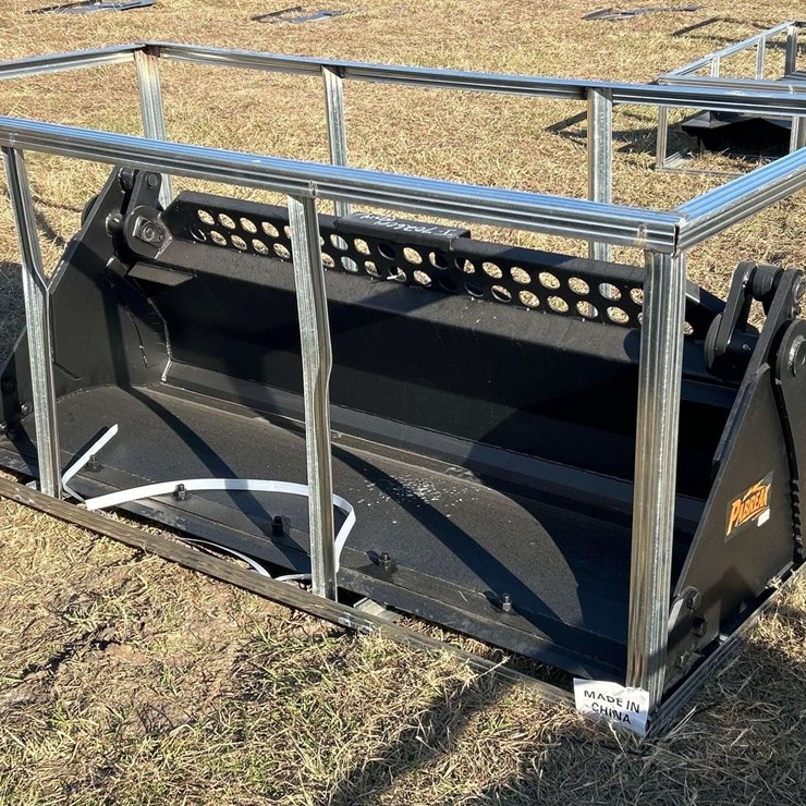 2025 Pabreak 74in. Hydraulic Dual Cylinder 4-in-1 Bucket Skid Steer Attachment