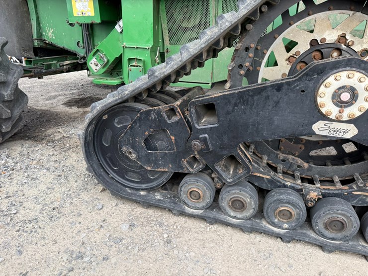 2009-john-deere-9870-sts-image-42