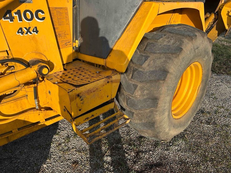 deere-410c-image-13