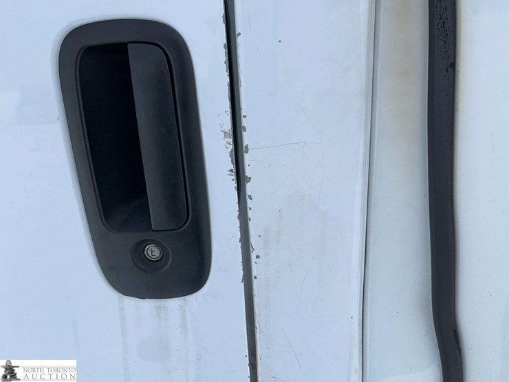 2017-chevrolet-express-s/a-ambulance-image-43