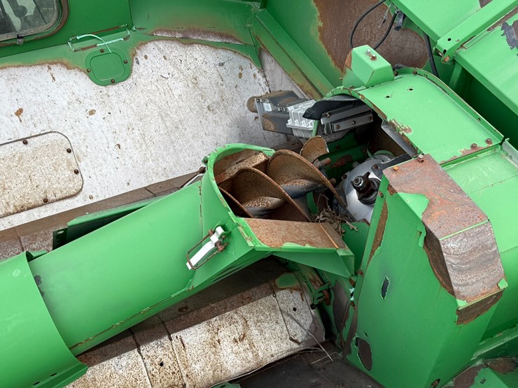 2009-john-deere-9870-sts-image-115