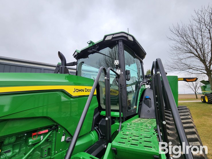 2022-john-deere-8rt-410-image-13