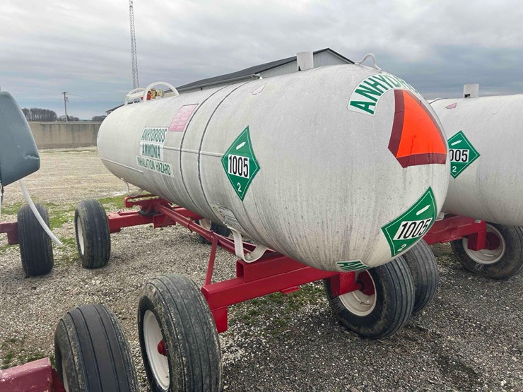 1000-gal.-nh3-tank-on-gear-#31-image-10