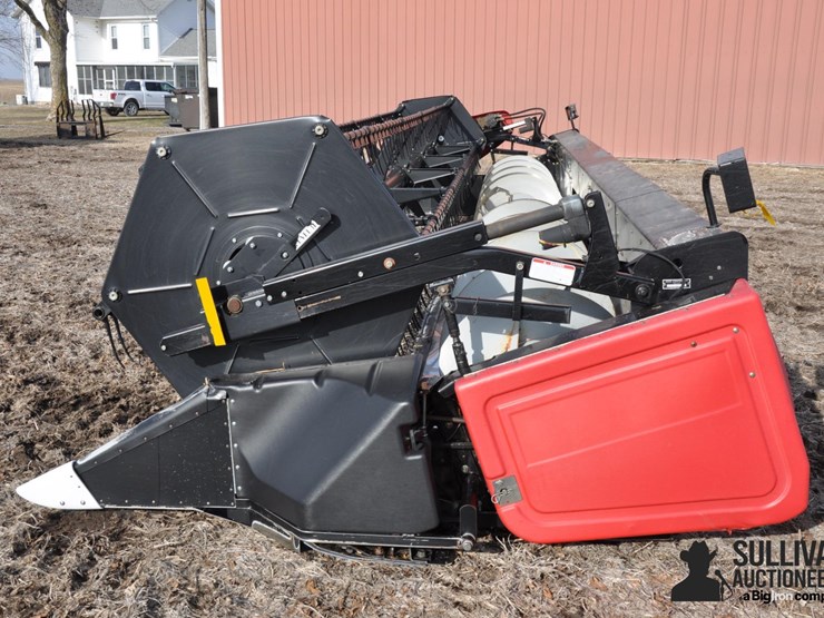 2004-agco-25'-platform-head-image-8