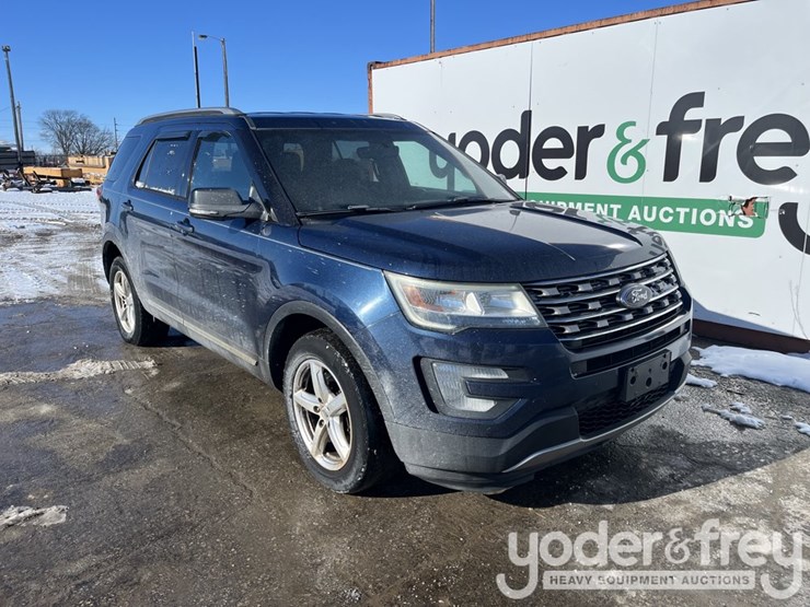 2016-ford-explorer-xlt-image-8