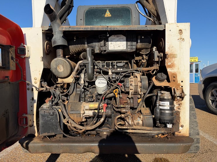 bobcat-t650-image-11