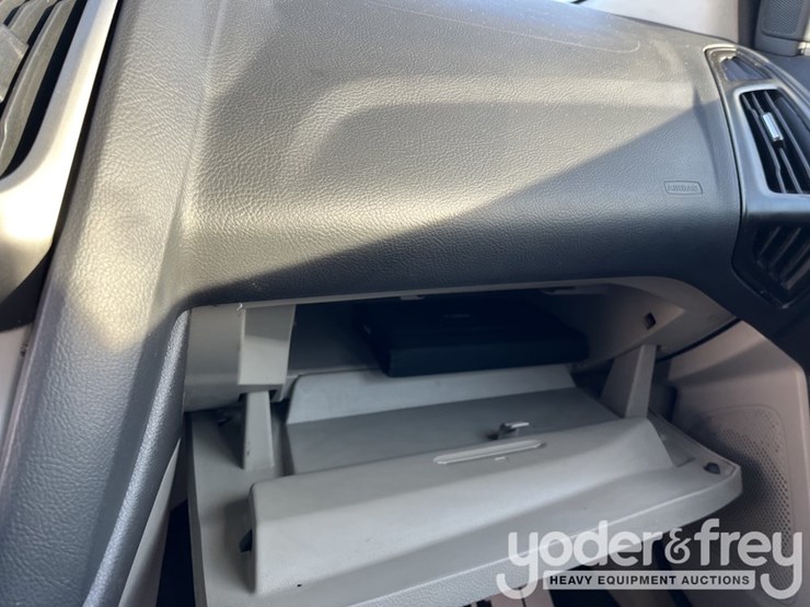 2014-ford-focus-image-17