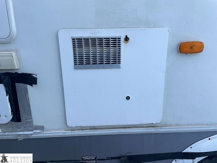 2005-dutchmen-four-winds-image-9