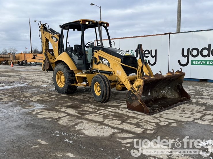 2011-caterpillar-420e-image-8