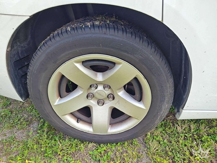 2012-dodge-charger-sedan-image-41