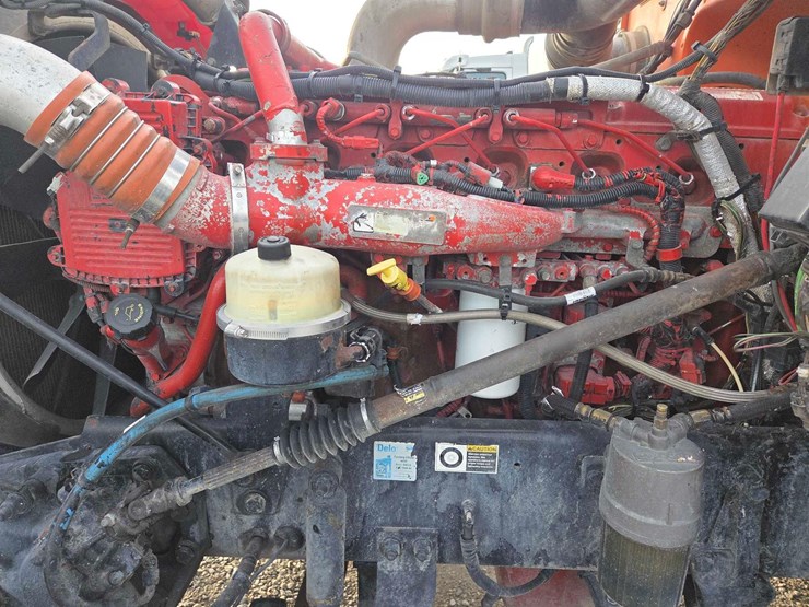 2013-peterbilt-388-image-67