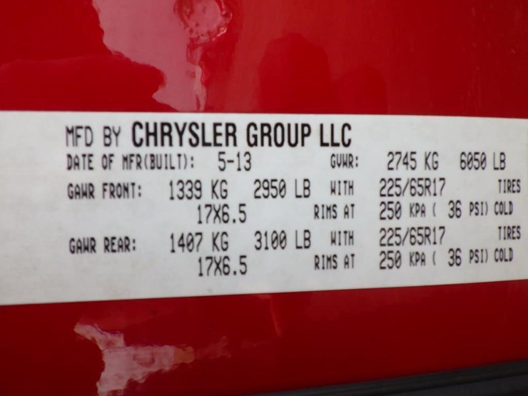 2013-dodge-grand-caravan-image-16