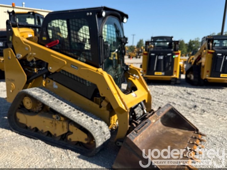 2023-caterpillar-259d3-image-2