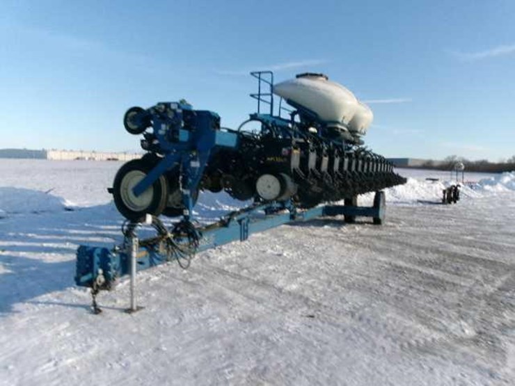 2013-kinze-3600-image-5