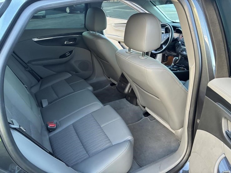2018-chevrolet-impala-sedan-image-8