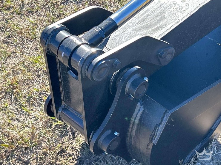 2025-pabreak-hydraulic-excavator-arm-with-tooth-bucket-skid-steer-attachment-image-7