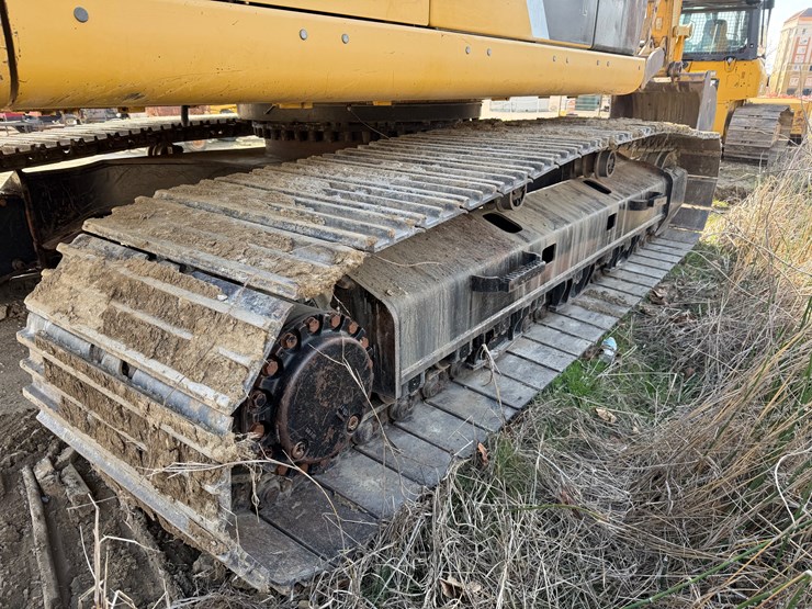 caterpillar-329e-image-7