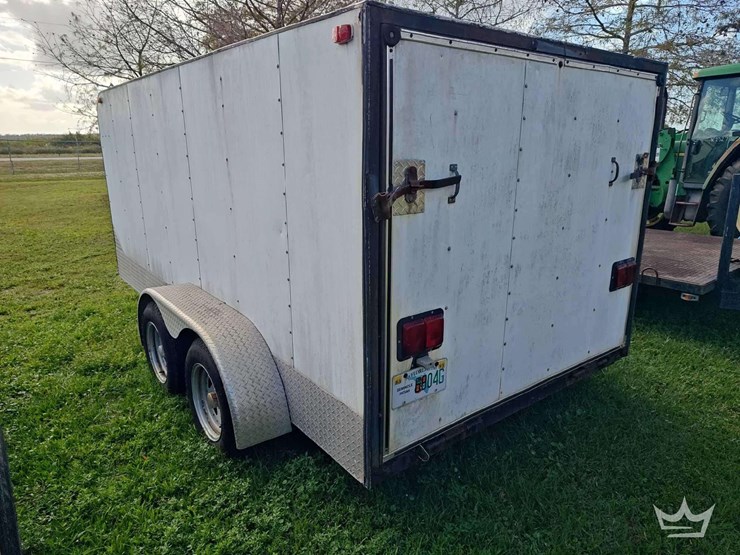 2002-custom-trailer-image-21