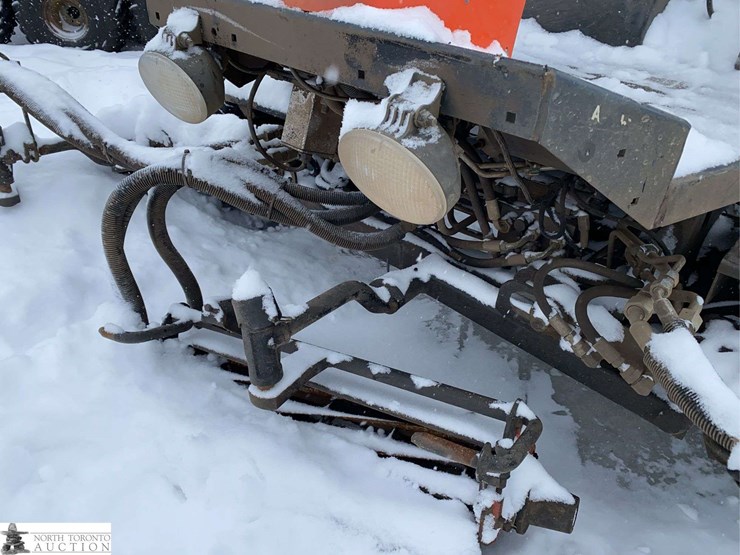 2014-jacobs-lf550-mower-2014-jacobsen-lf550-image-25