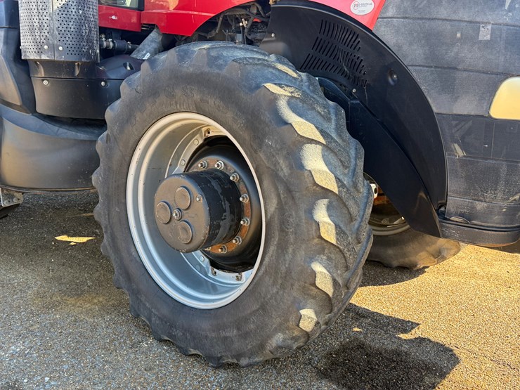 2016-case-ih-magnum-310-image-25