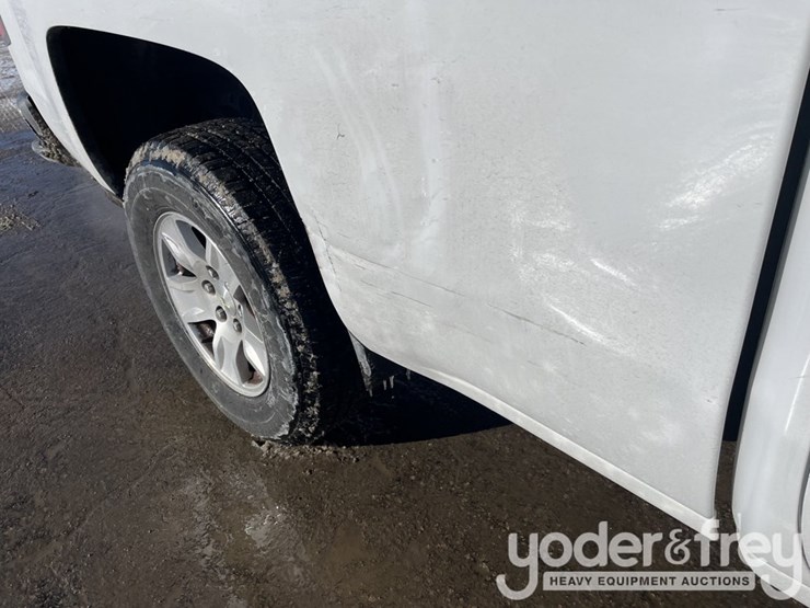 2015-chevrolet-silverado-1500-image-30