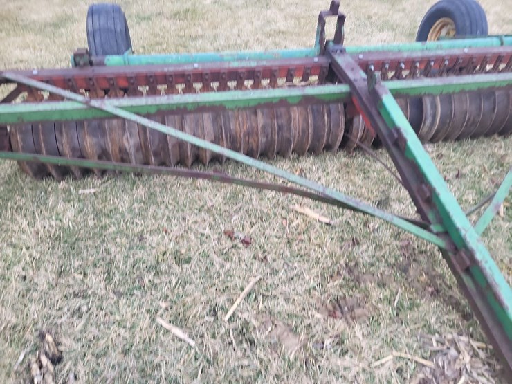 brillion-cultipacker-w/transport-wheels-image-10