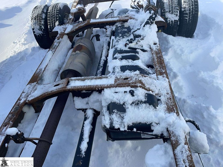 2018-chevrolet-express-dual-rear-wheel-cab-&-chassis-image-26