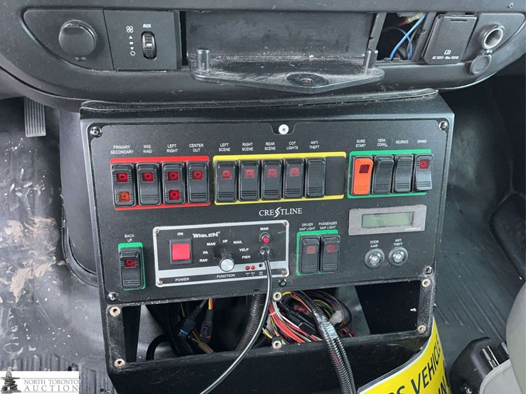 2016-chevrolet-express-g3500-image-21