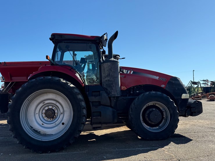 2016-case-ih-magnum-310-image-5