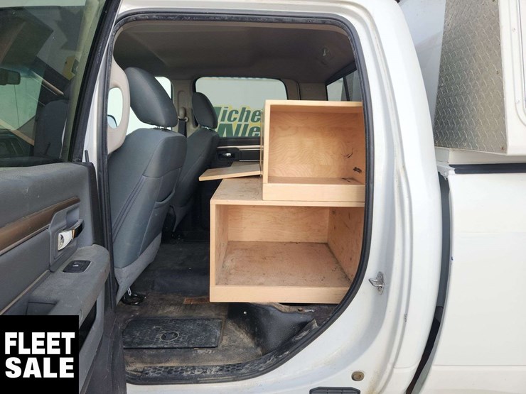 2018-dodge-2500-image-15