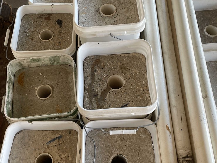 #2788-•-portable-safety-barrier-image-10