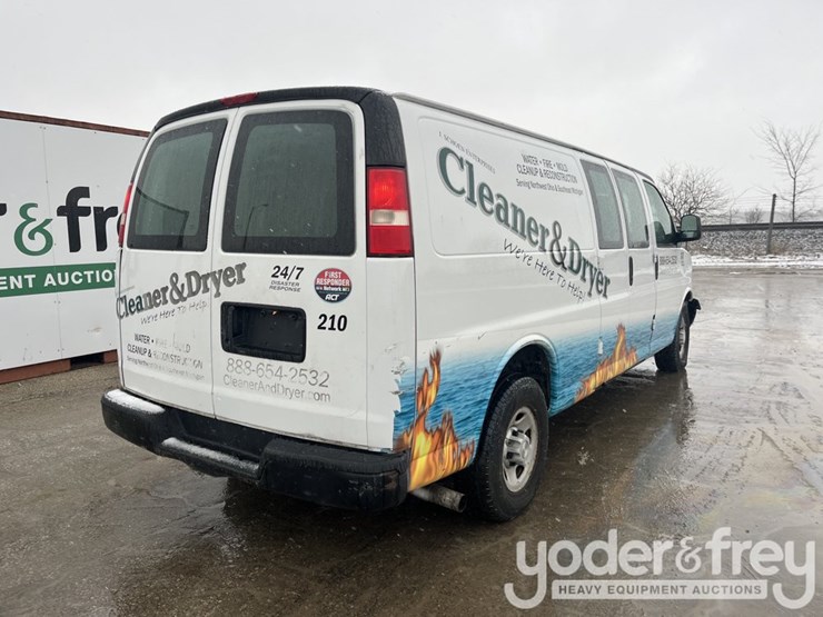 2009-chevrolet-express-3500-image-6