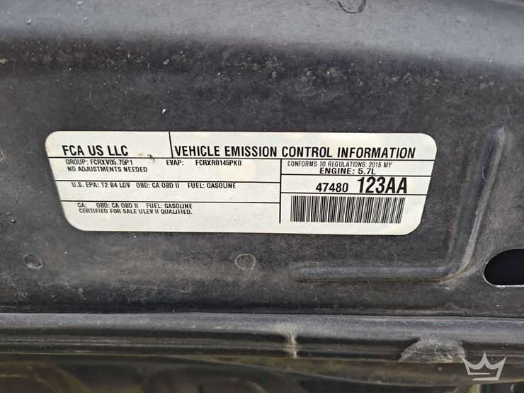 2015-dodge-charger-sedan-image-25