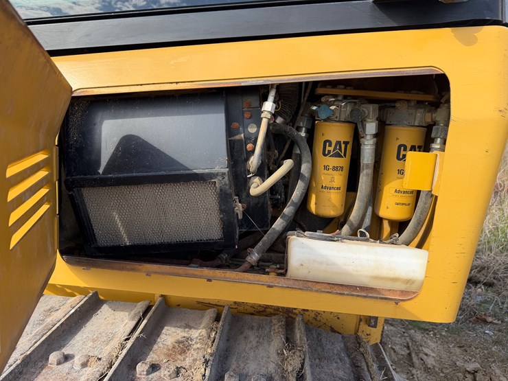 caterpillar-d5k-image-8