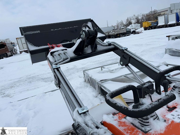 2026-unused-captok-ck36c-tracked-mini-skid-steer-image-13