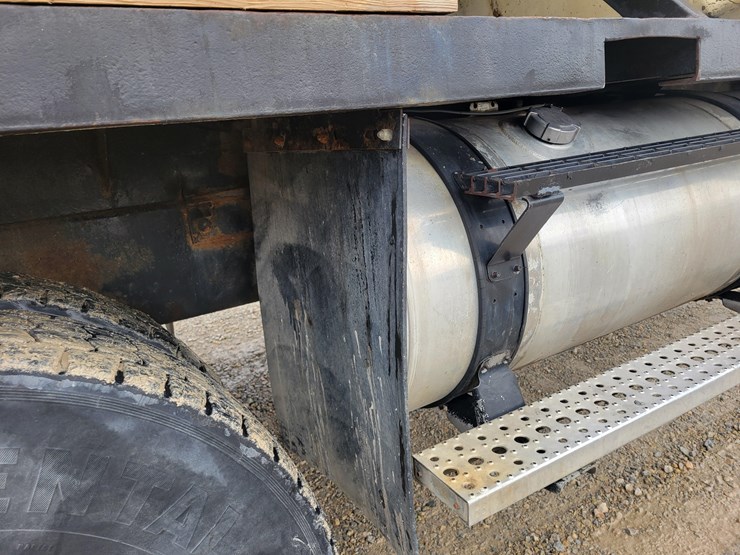 1993-ford-l8000-image-25