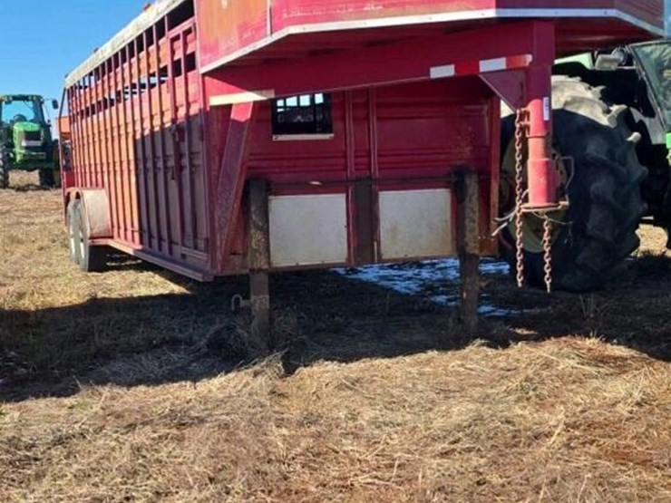 titan-trailer-image-2