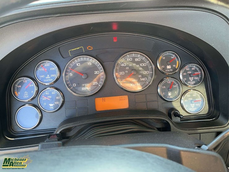 2017-international-prostar-image-16