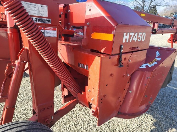 2011-new-holland-h7450-image-39