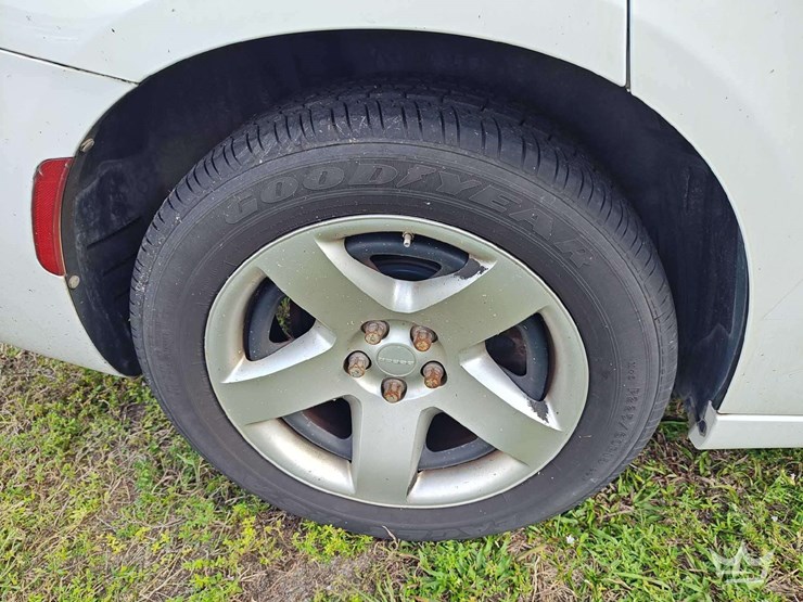 2018-dodge-charger-sedan-image-41