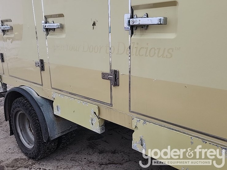 2015-gmc-savana-g4500-image-39