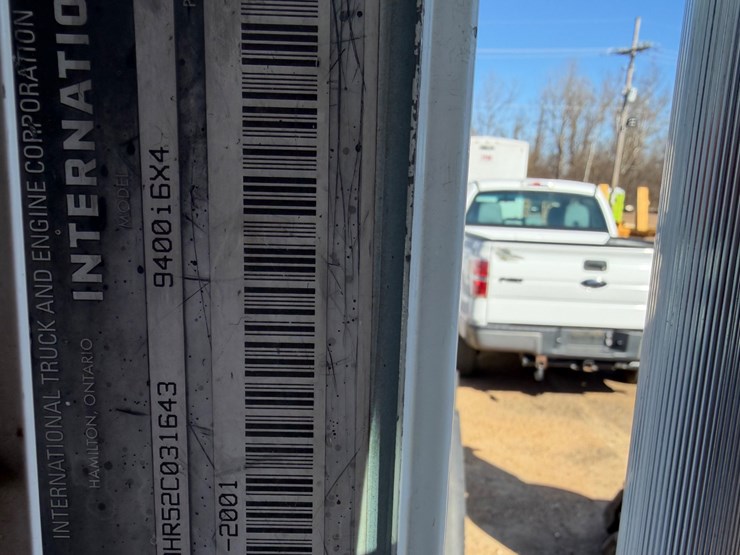 2001-international-9400-image-13