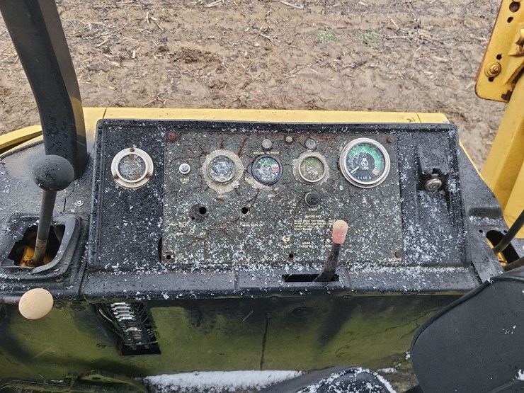deere-710b-image-32